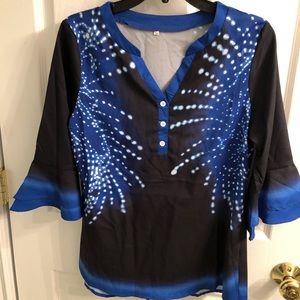 Ladies top from Modilly